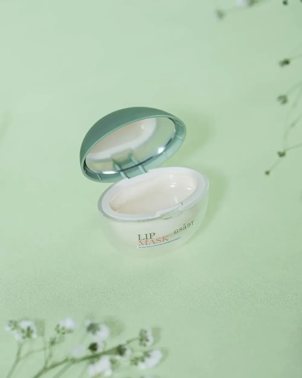 ตลับ Le Graet Lip Mask เปิดฝาให้เห็นกระจกในตัว
